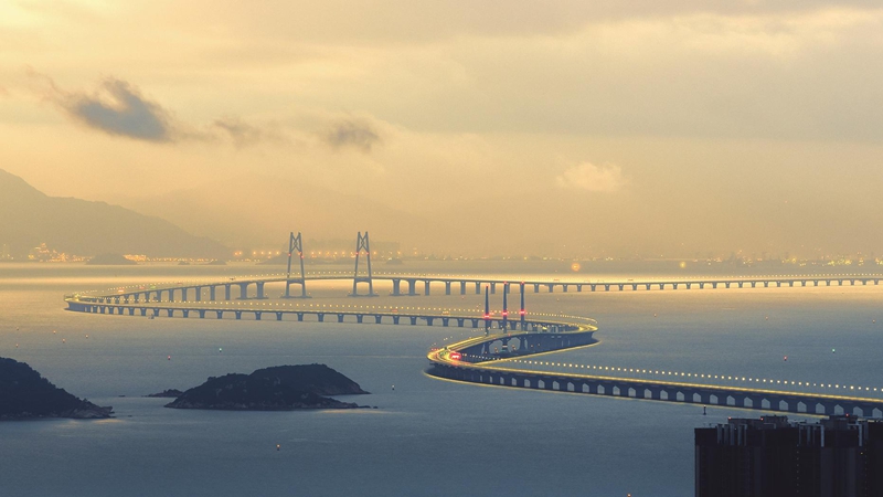 10、龐源租賃參建國家“世紀(jì)工程”港珠澳大橋（2012—2017年）_副本.jpg
